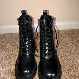 STEVE MADDEN Black Combat Boots ( new )